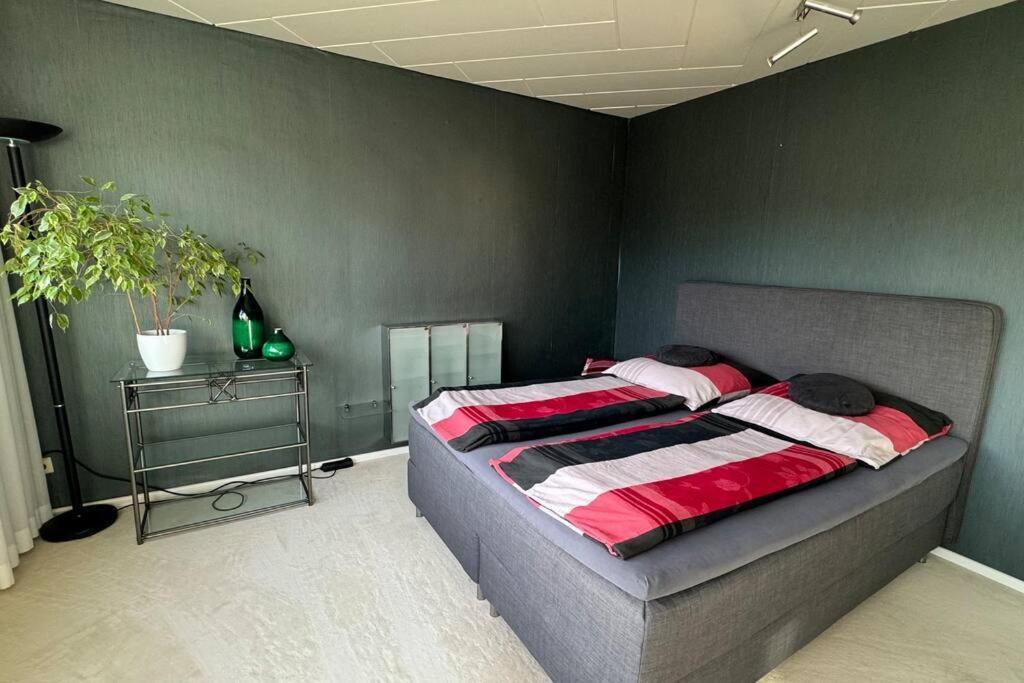Monikas Home - Gemuetliche 3-Zimmer-Wohnung Im Herzen Von Böblingen Zewnętrze zdjęcie